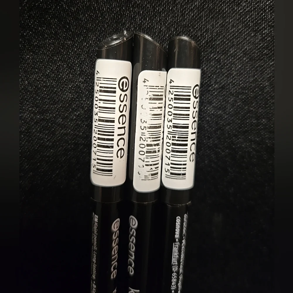 Essence piece lot
